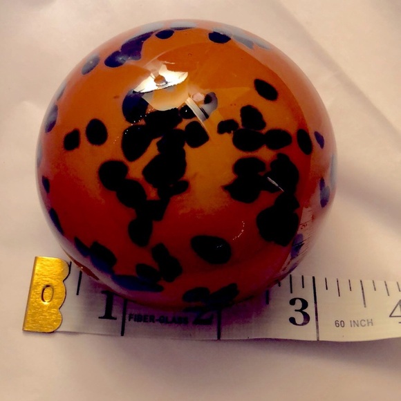Hand Blown Animal Print Leopard/Cheetah/Tortoise Art Glass Crystal Paper Weight. - Picture 6 of 13